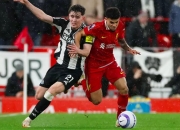 开云体育官方网站-阿斯顿维拉客场战胜利物浦，壮志凌云