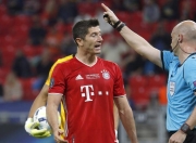 开云平台-里昂鏖战塞维利亚，莱万制霸全场的简单介绍