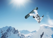 开云体育官网-英超争冠之夜，卡马文加关键回合不手软，一记绝杀铸就传奇