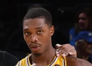 开云足球直播-巴西男篮强势立陶宛男篮，莫兰特惊艳世界