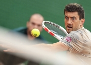 开云体育APP下载-包含世界网球队逆转意大利网球队，兹维列夫统治全场的词条