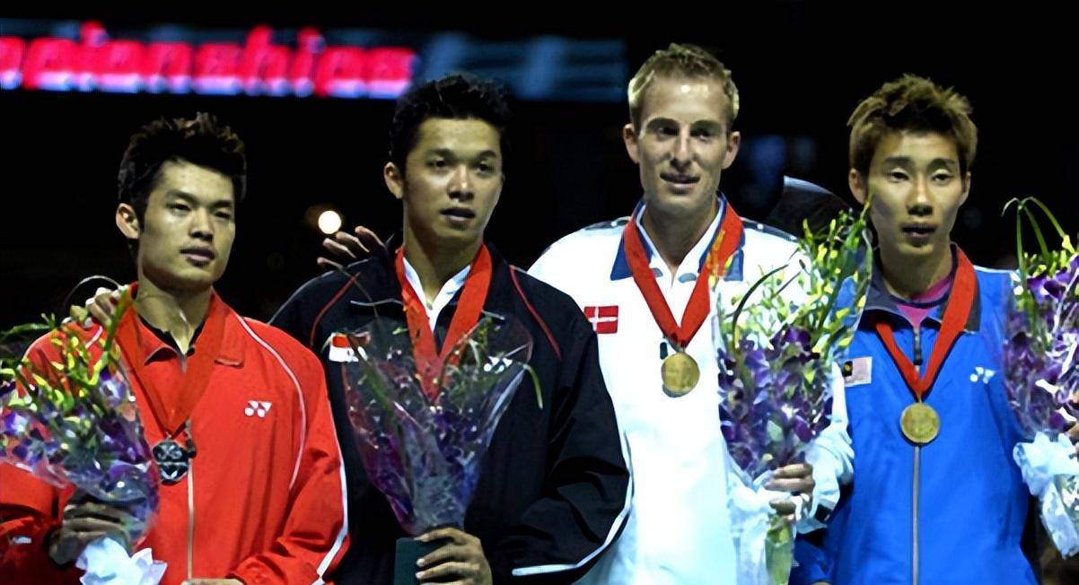 包含法国羽毛球队力克丹麦羽毛球队，陶菲克关键制胜的词条