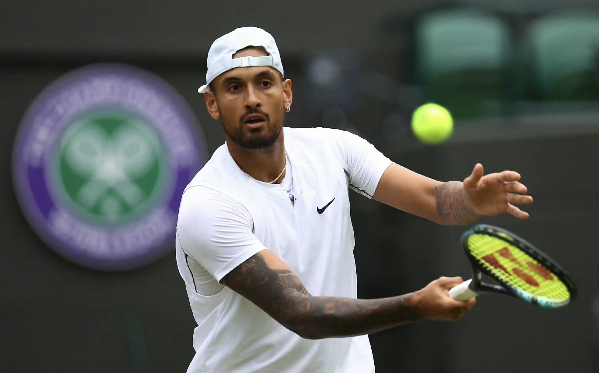 法国网球队逆转意大利网球队，克耶高斯高光表现