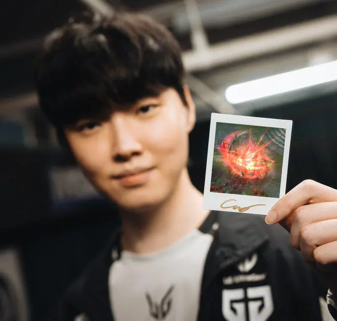 关于GEN绝杀PSG，Chovy完成帽子戏法的信息