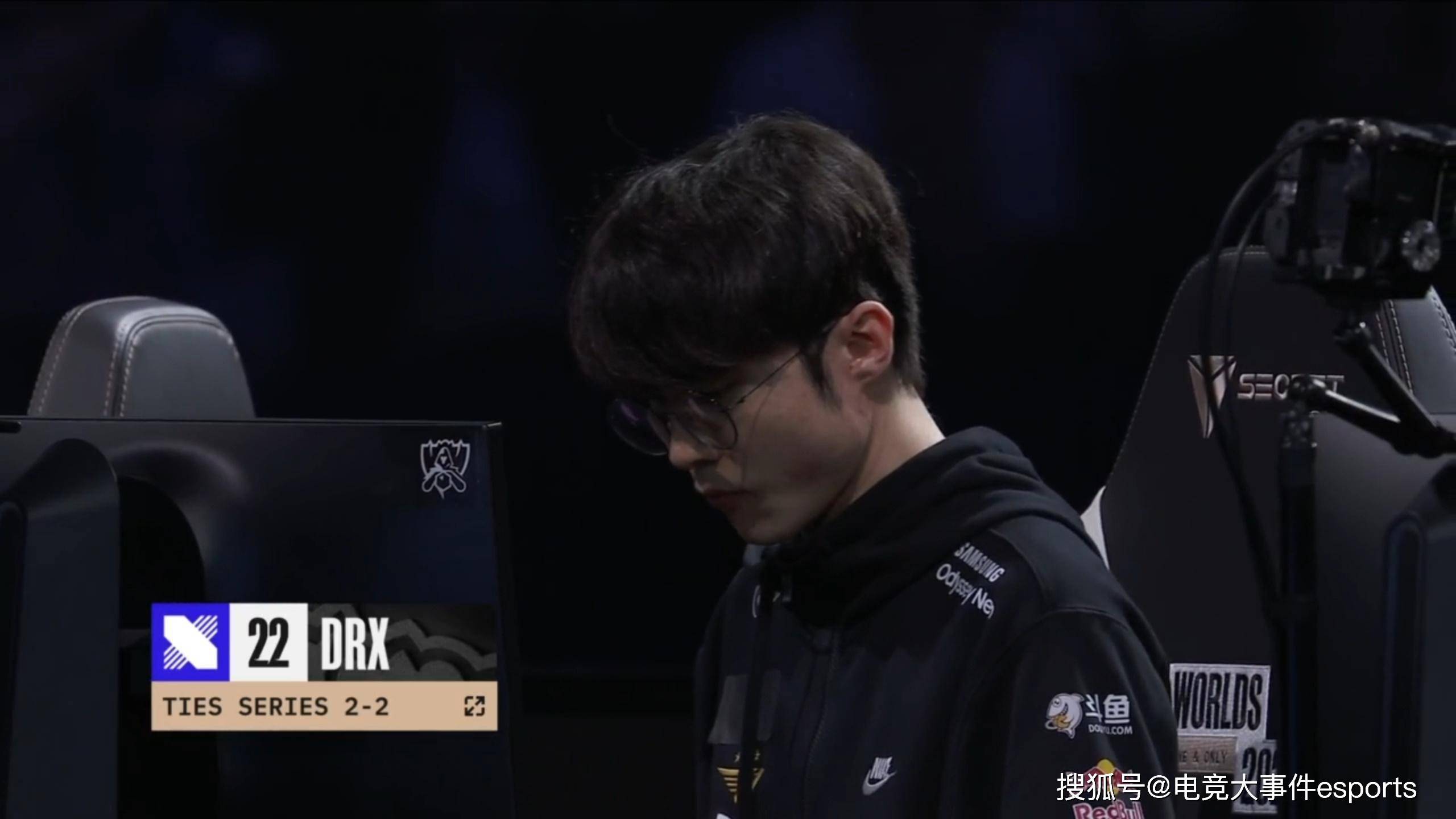 CLG绝杀DRX，Faker三分雨点燃全场