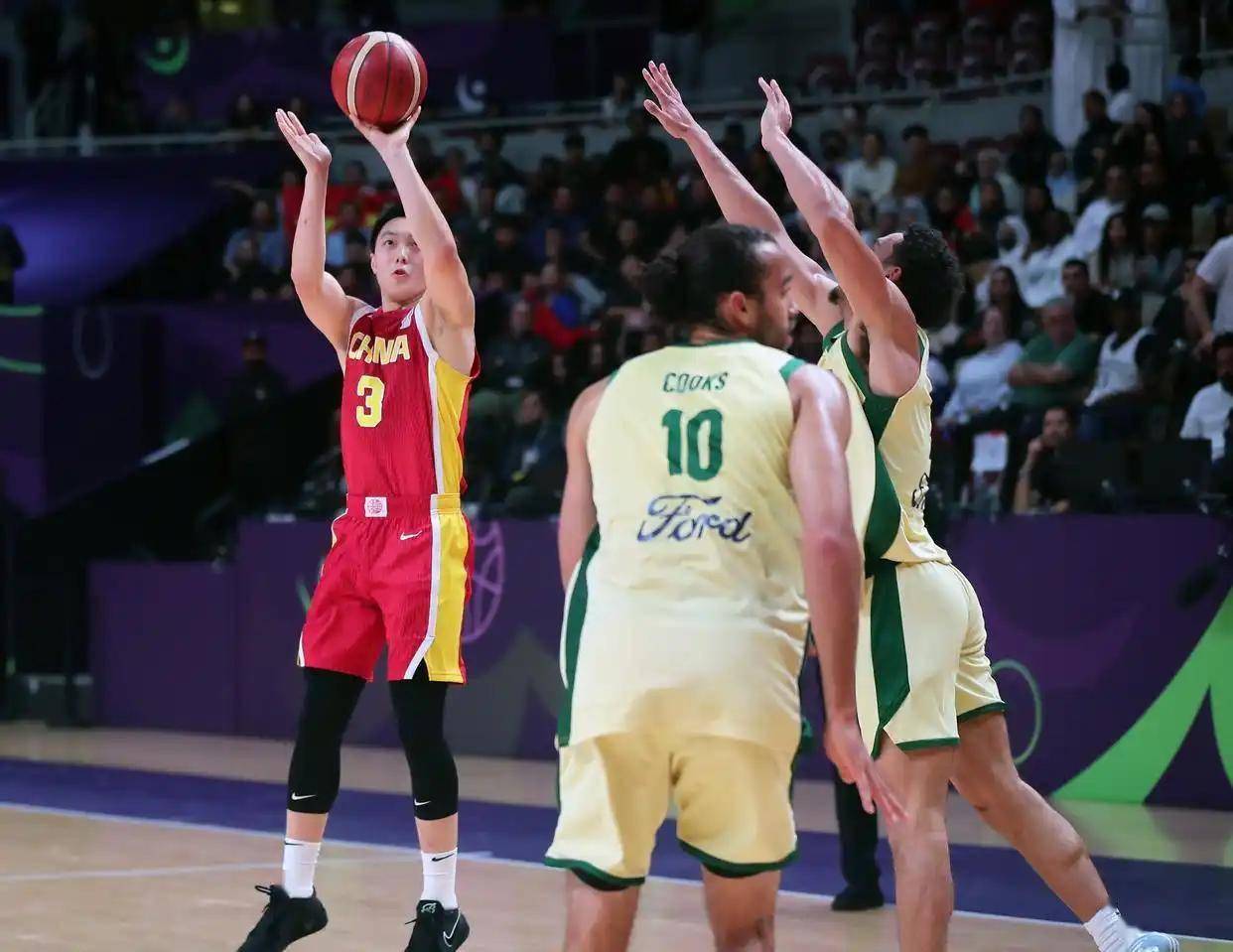 南韩男篮力克澳大利亚男篮,乔治·希尔统治全场 南韩男篮力克澳大利亚男篮,乔治·希尔统治全场