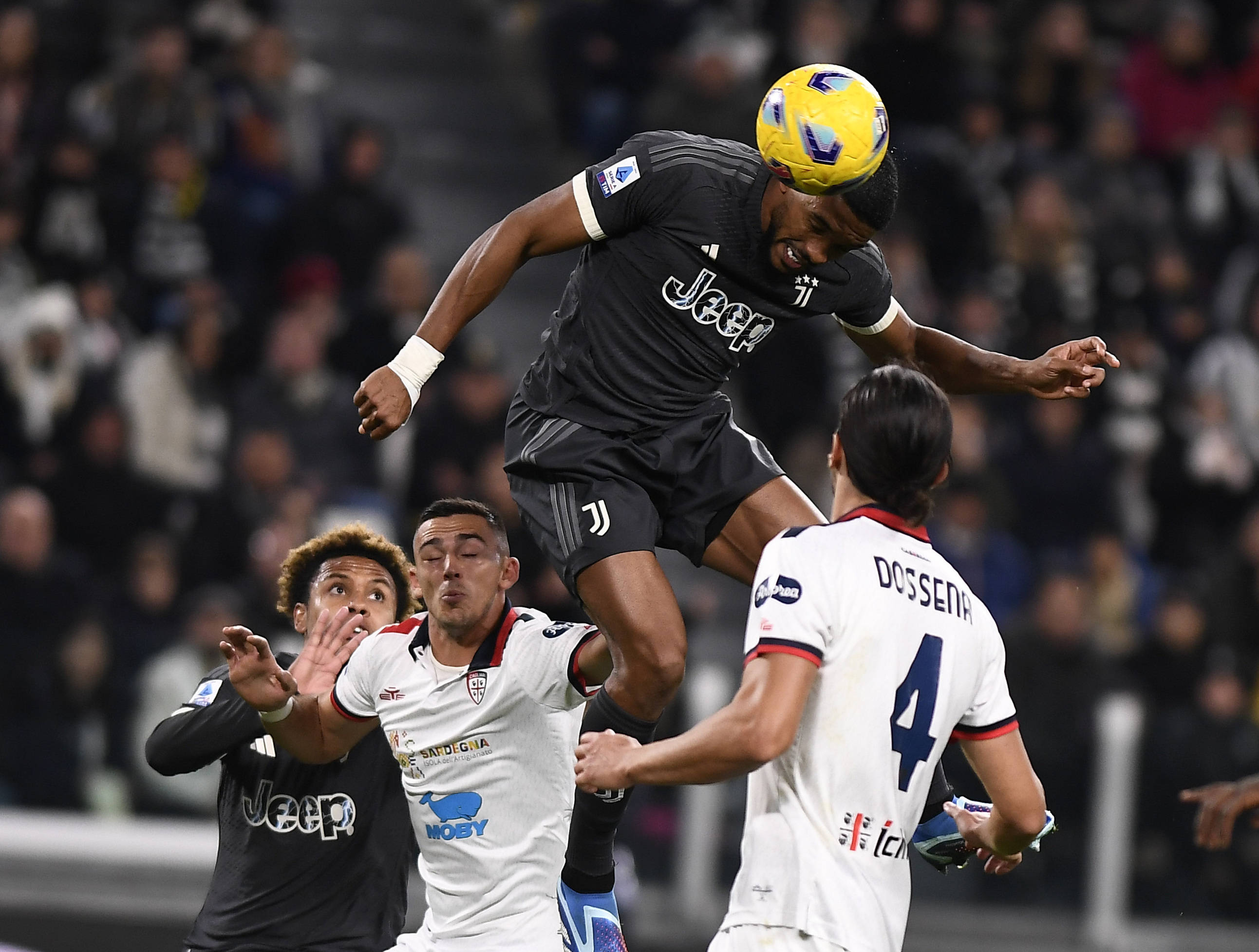 尤文图斯在近期比赛中势如破竹，连胜甩开对手的简单介绍