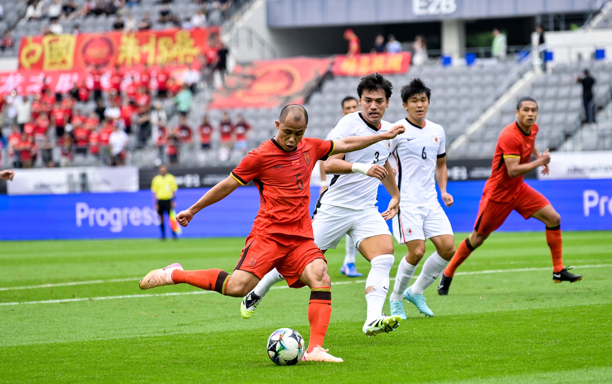 关于香港球队大胜，亚洲足球冷门频出的信息