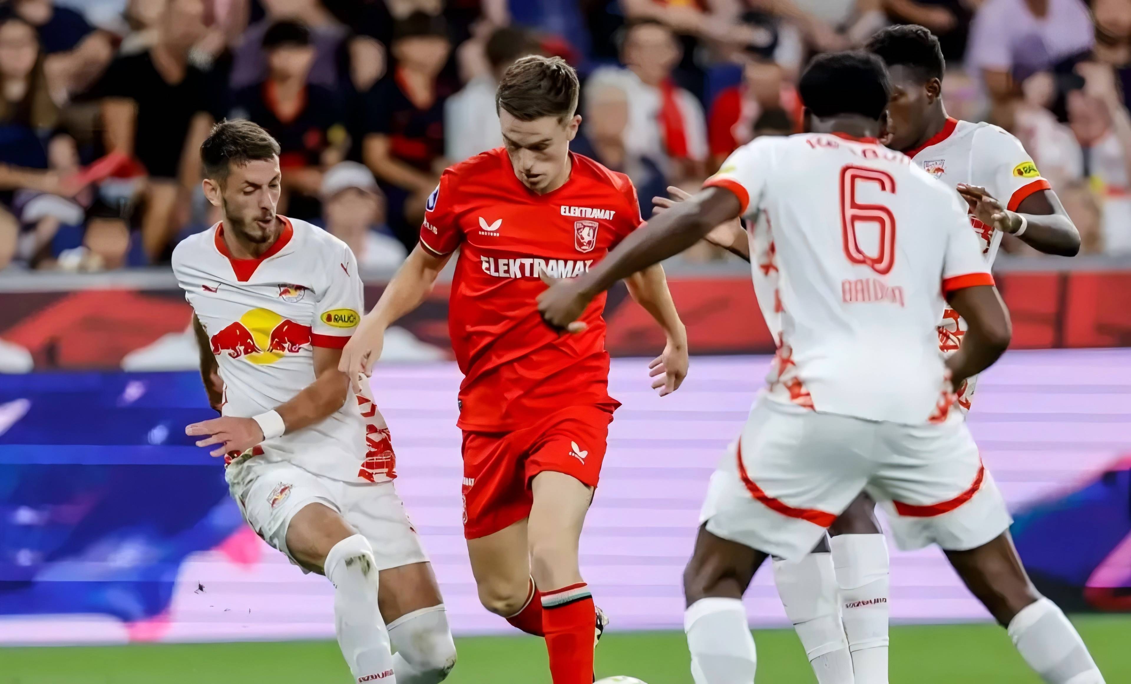 包含波兰客场大胜瑞典，提前锁定欧洲杯正赛席位，一路顺风的词条