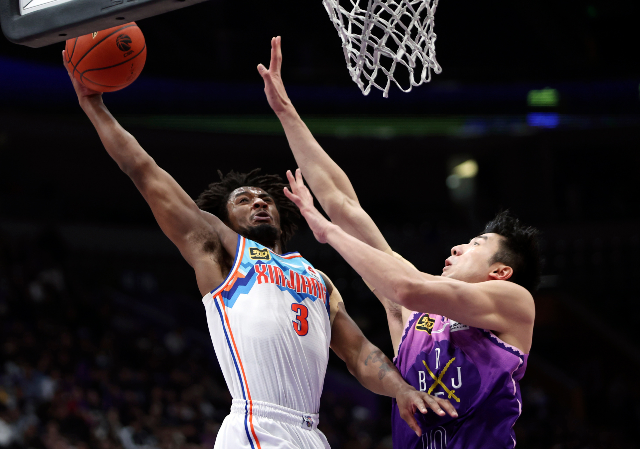 新疆男篮客场逆转湖南队，实现突破的简单介绍